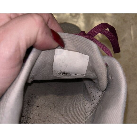 Brooks Levitate 5 GTS Gray Pink Comfort Low Top Running Shoes Womens Size 11 - Picture 10 of 10